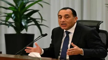 رئيس الوزراء يحدد تفاصيل حفر 106 آبار بترولية جديدة بالتعاون مع شركات عالمية خلال العام الجاري